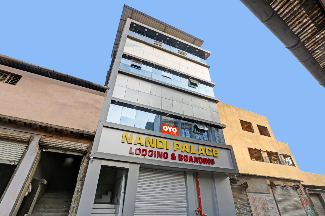 Hotel O Nandi Palace Lodging And Boarding Ulhāsnagar Екстериор снимка